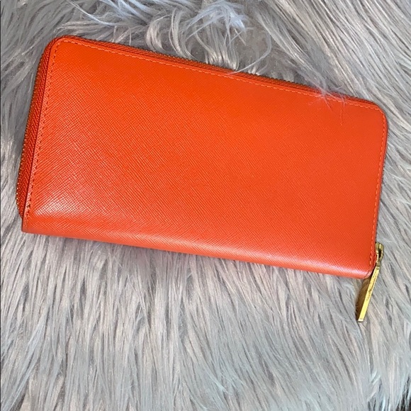 Large Wallet - Picture 2 of 7